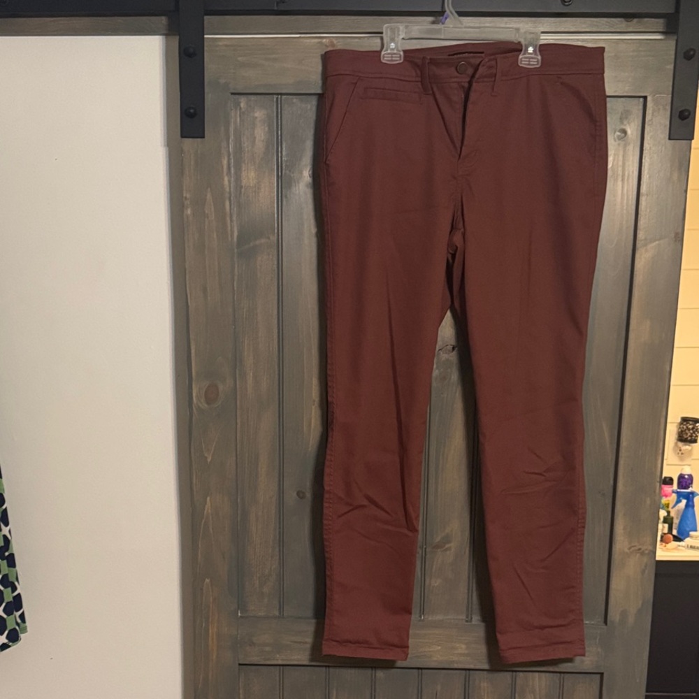 41 Hawthorn Men's Rust Chinos